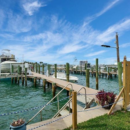 Grand 2 Bedroom On The Intracoastal Ривьера-Бич Экстерьер фото