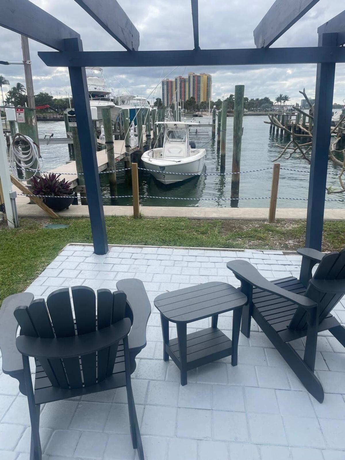 Grand 2 Bedroom On The Intracoastal Ривьера-Бич Экстерьер фото